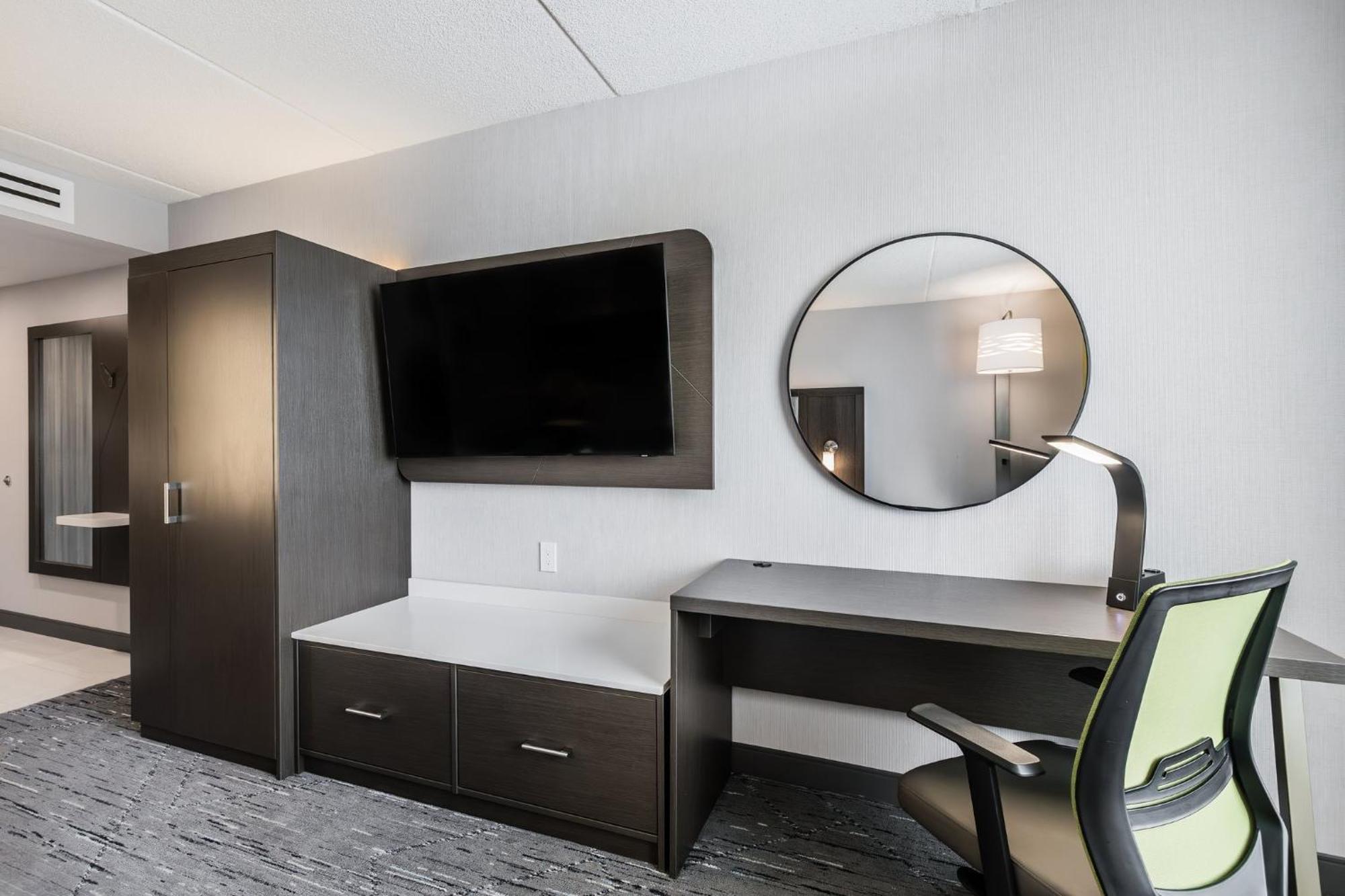 Holiday Inn Express & Suites - Toronto Airport South By Ihg Ngoại thất bức ảnh