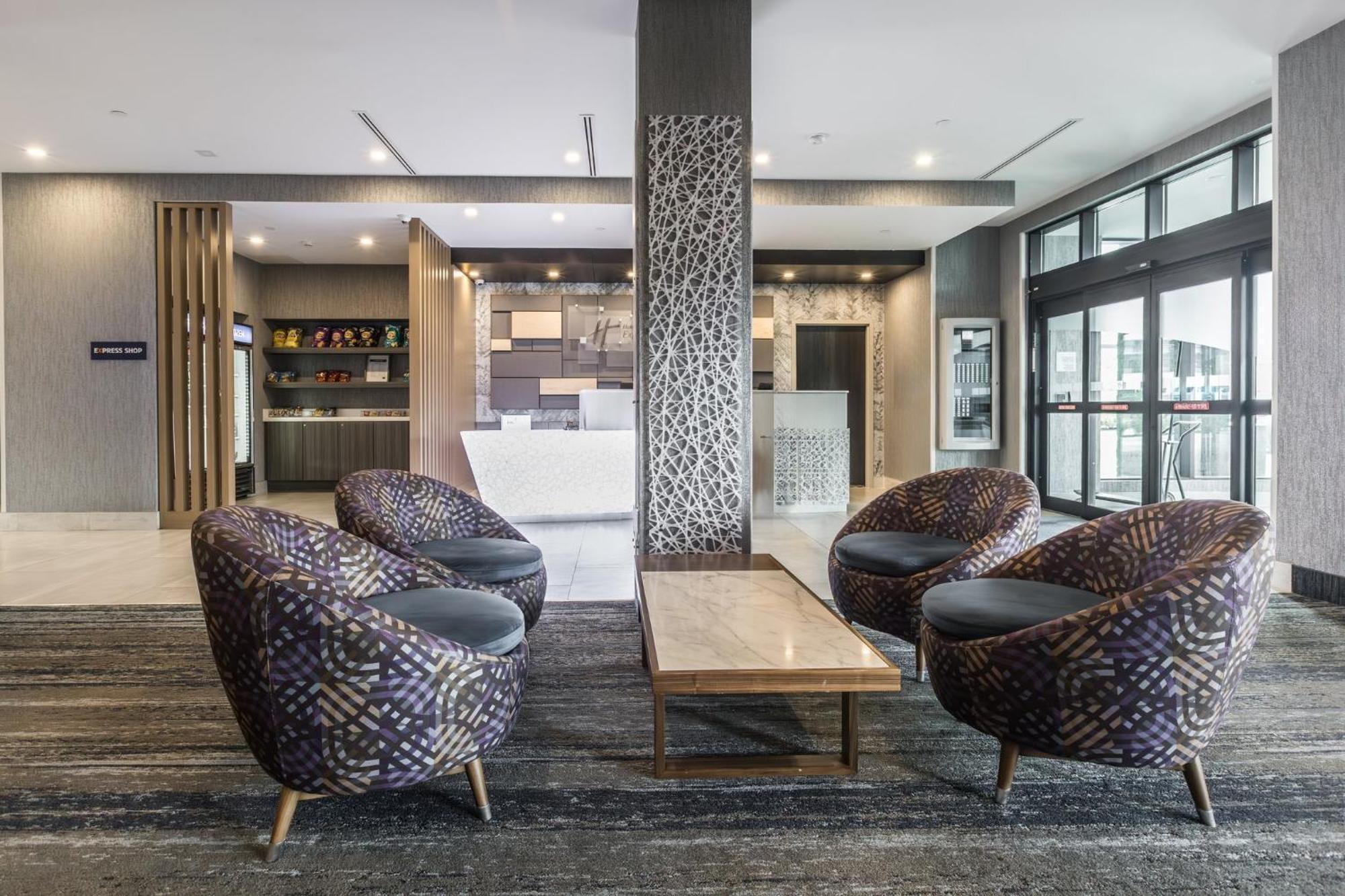 Holiday Inn Express & Suites - Toronto Airport South By Ihg Ngoại thất bức ảnh