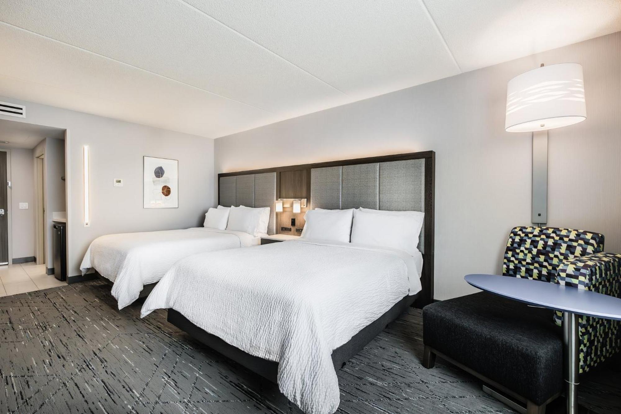 Holiday Inn Express & Suites - Toronto Airport South By Ihg Ngoại thất bức ảnh